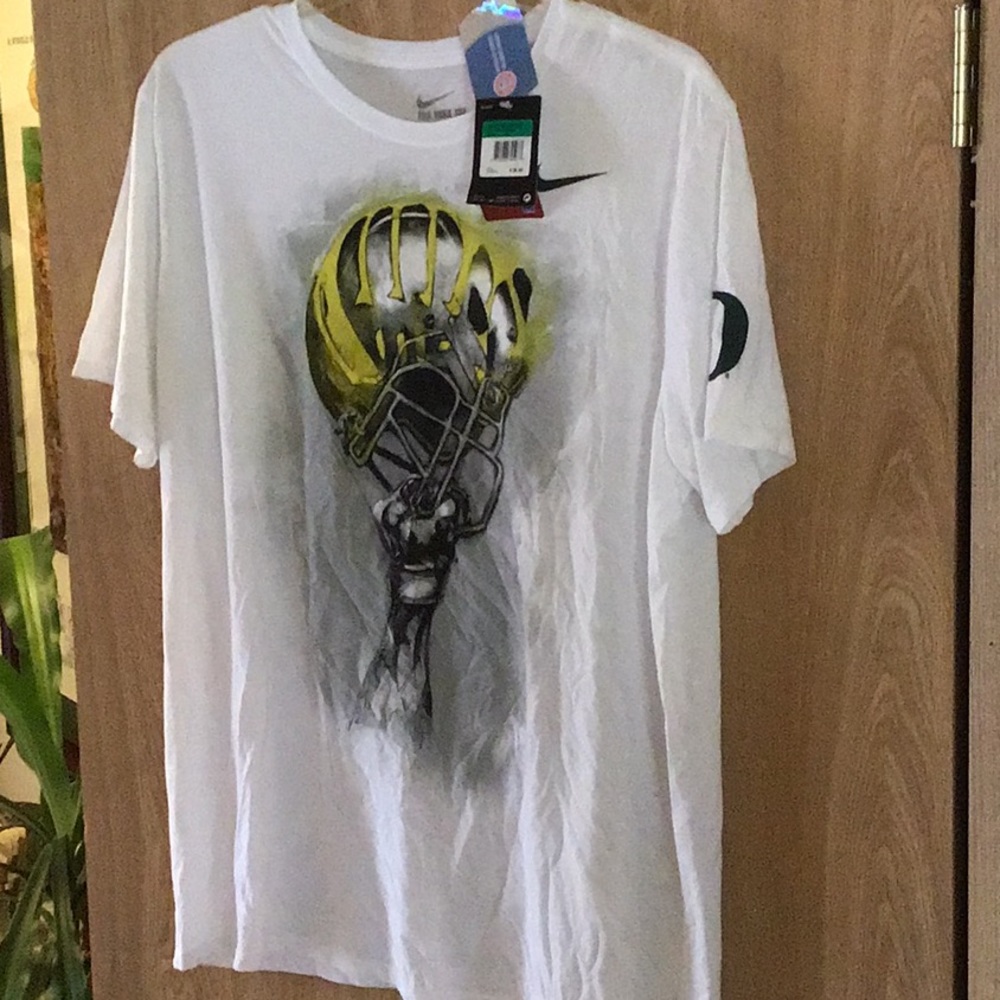 Nike Oregon football shirt.Helmet Raised rare 2014